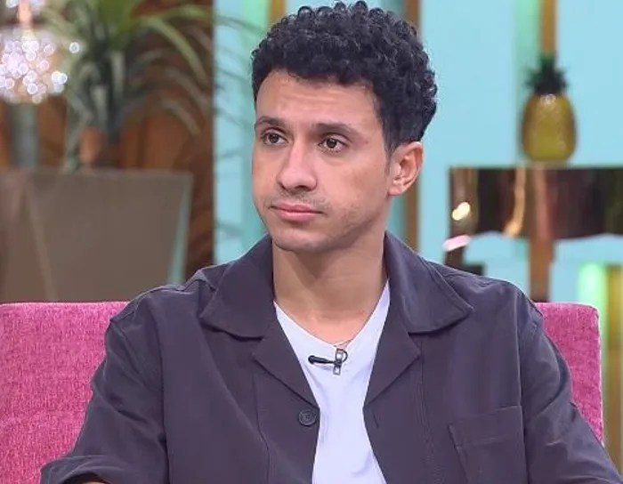عصام عمر من نجاحات “بالطو” إلى عالم السينما ودعمه للقضية الفلسطينية